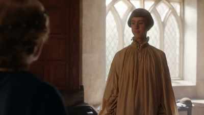 Your Aunt Maggie,
what does she say to you? - The Spanish Princess