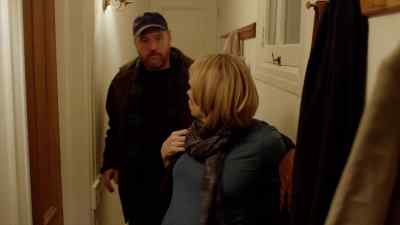 Your bathroom?
Oh, yeah, it's right here. - Louie