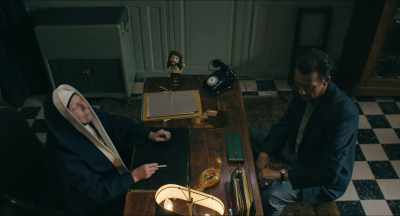 Your bells are a bit
behind, I have 10:24. - Monsieur Spade