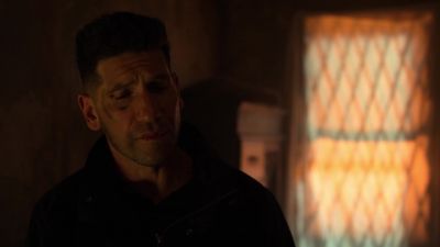 -Your boy's a tweaker, huh?
-Looks like it. - Marvel's The Punisher