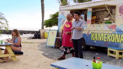 Your buddy came by. - Hawaii Five-0