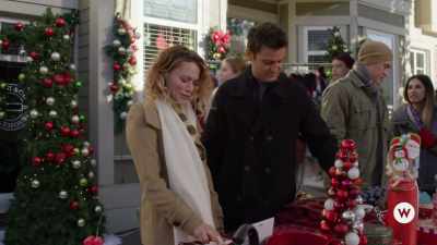 Your dad knows
that he's not a good cook, - An Unexpected Christmas