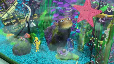 Your dad's been fighting the ocean looking for you. - Finding Nemo