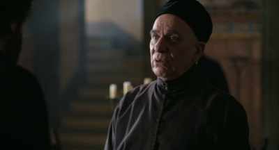 Your, your father ordered me
to keep her whereabouts secret. - Medici: Masters of Florence