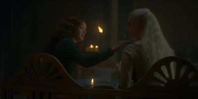 - Your father...
- There is a beast beneath the boards. - House of the Dragon
