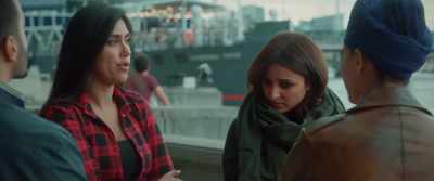 Your friend has been lying for 30 minutes. - The Girl on the Train