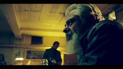 Your friend, Dadir,
I know what he wants. - Informer