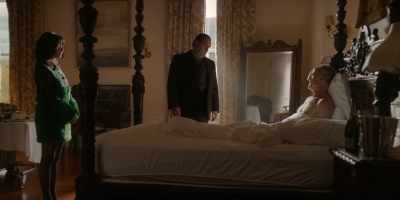 - Your ghost will haunt me?
- [Sofia chuckles] - The Penguin