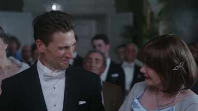 - Your Grace is
obviously confused. - The Reluctant Royal