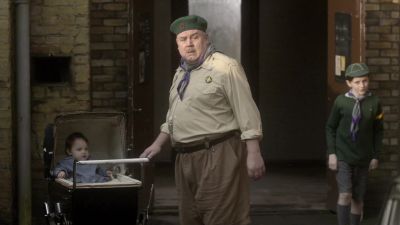 Your Granddad's boy, yes you are. - Call the Midwife