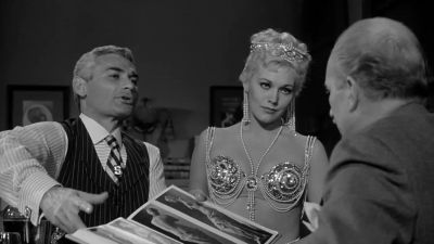 Your Honor I would like you to compare Venus de Milo - Jeanne Eagels