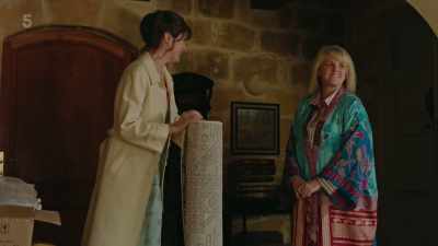 Your house is messy. - The Madame Blanc Mysteries
