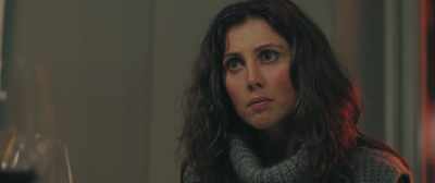 Your husband
or your starry dreams? - A Taste of Hunger