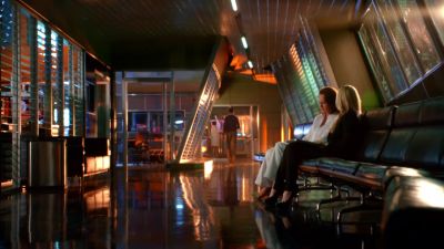 Your husband tried to save everyone. - CSI: Miami