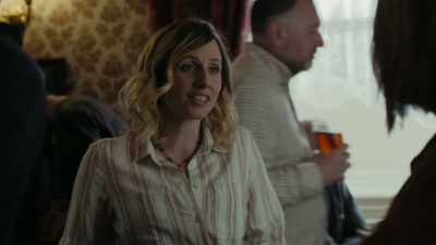 Your Jenny's looking well,
under all the tiredness. [CHUCKLES] - In the Dark