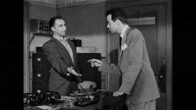 - Your limousine is here, sir.
- Thanks. - Detective Story