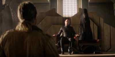 - Your Majesty.
- It's an honor. - Dune: Prophecy