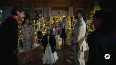 Your Majesty, may I? - Inventing the Christmas Prince