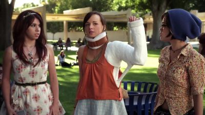 - YOUR MEDS
ARE MALFUNCTIONING. - Awkward.