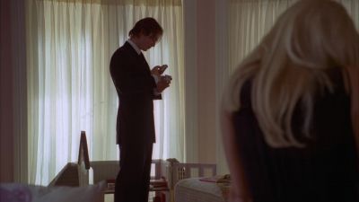 - Your mom's gonna freak.
- It's a wake. - Lost