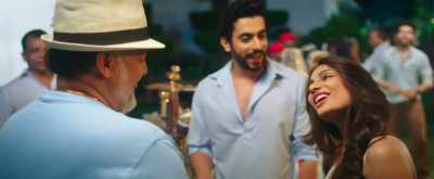 "Your moves are a hit, dear..." - Sonu Ke Titu Ki Sweety