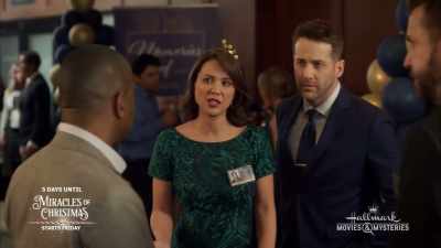 Your presentation
is in like 20 minutes. - Aurora Teagarden Mysteries: Reunited and It Feels So Deadly