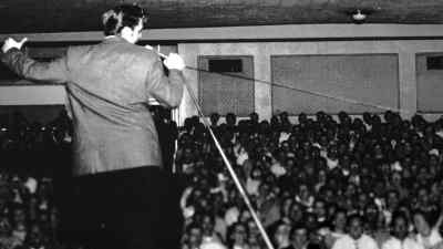 Your questionnaire, Anna.
Thank you. - Return of the King: The Fall and Rise of Elvis Presley