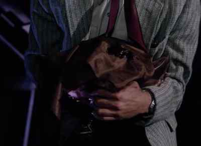 Your scarf. - The War of the Worlds