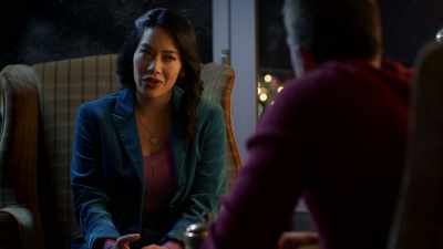 - Your secret's safe with me.
- And you? - A Vineyard Christmas