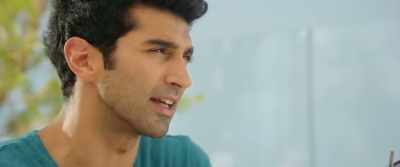 "Your Tara made me
see stars in daylight." - Ok Jaanu