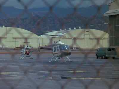 Your two friends will load this gold
into that helicopter. Now. - Wonder Woman