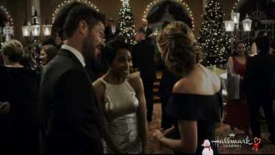 - You're a hit.
- Are you serious? - Christmas Wishes & Mistletoe Kisses