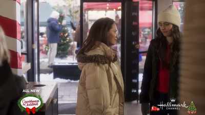    You're a junior, you need
   to come up with a major. - Five Star Christmas