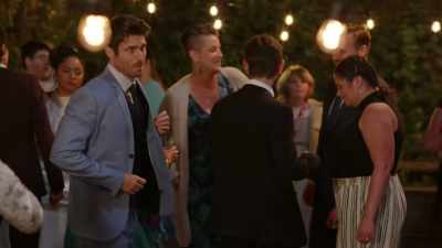 You're a pretty good
dancer, actually. - Team Bride