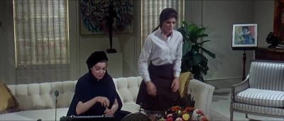 You're a saleswoman - Games
