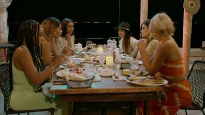 - You're a tough chick.
- No, no, - The Real Housewives of Dubai