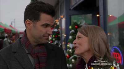 You're a wonderful father,
David. - A Blue Ridge Mountain Christmas