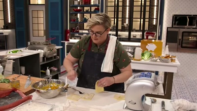 You're all different sizes,
but we're going to fix that. - Cook at all Costs