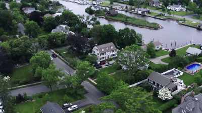 You're always gonna have controversy, - Famously Haunted: Amityville