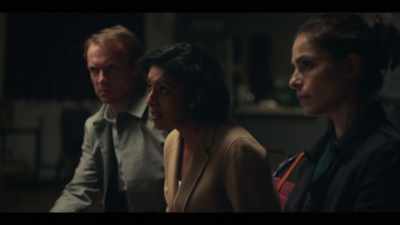 - You're Amina...
- Chaudury, yes. - Press