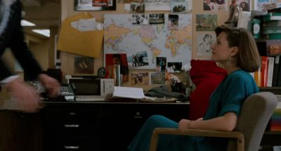 You're an amazing woman - Broadcast News