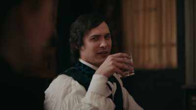 - You're an animal.
- [Dr. Garrett chuckles] - The Essex Serpent