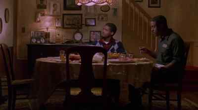 You're an idiot.
You know that? - Dead Presidents