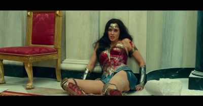 You're attacking innocent men, Barbara.
Look at yourself. - Wonder Woman 1984