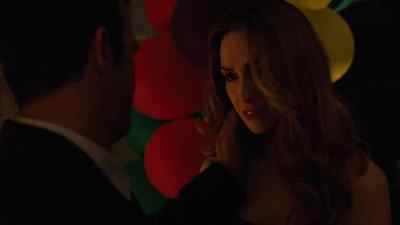 You're beautiful. You hear me? - Hung
