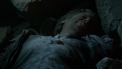 You're bleeding,
but not bad. - The 100
