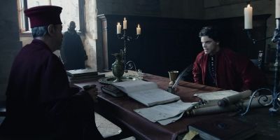 You're bleeding! - Medici: Masters of Florence