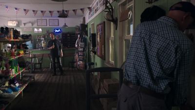 You're closing up - Tremors: A Cold Day in Hell