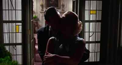 You're cold. - Madame X