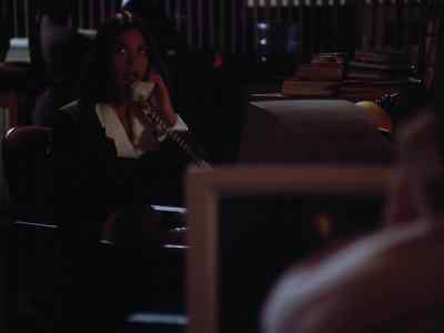You're controlling the lights
at the Planet. - Lois & Clark: The New Adventures of Superman